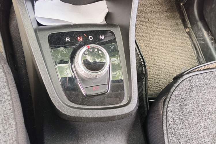 Used Baojun 360 2019 1.5L CVT Elite Version China VI Gear Lever