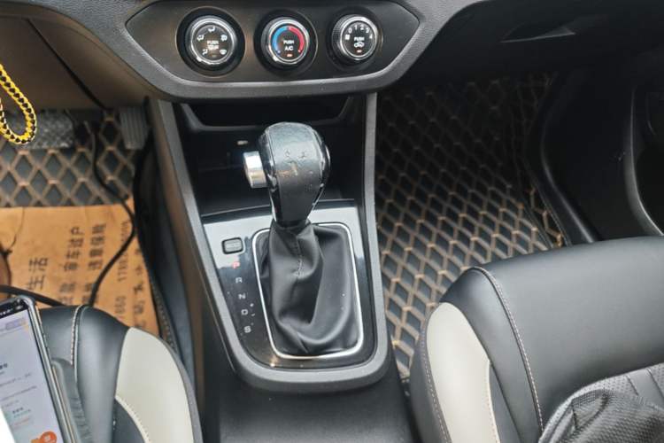 Used Baojun 360 2019 1.5L CVT Elite Version China VI Gear Lever