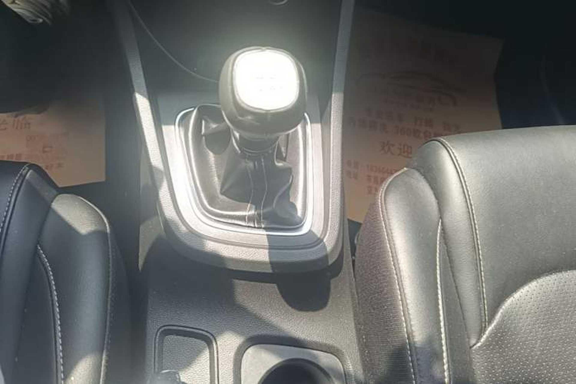Used Baojun 360 2019 1.5L Manual Elite Version China VI Gear Lever