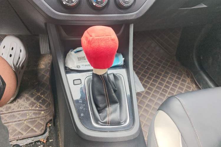 Used Baojun 360 2019 1.5L CVT Elite Version China VI Gear Lever