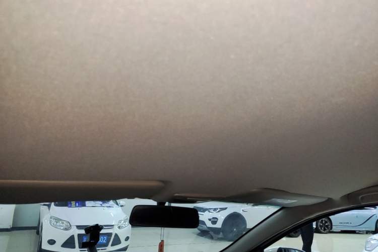 Used Baojun 360 2019 1.5L Automatic Elite Version China VI Headliner