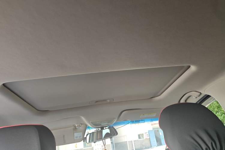 Used Baojun 360 2019 1.5L Automatic Luxury Edition China VI Headliner