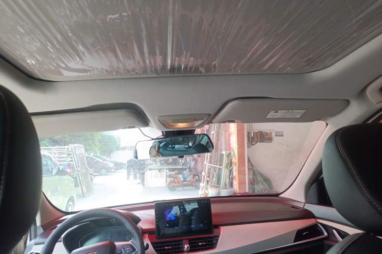 Used Baojun 360 2019 1.5L CVT Luxury Model China VI Emission Standard Headliner