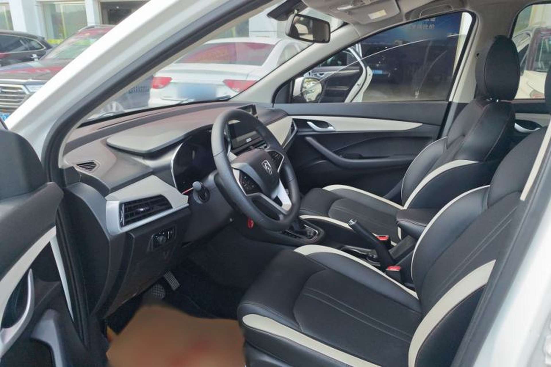 Used Baojun 360 2019 1.5L CVT Elite Version China VI Interior 1