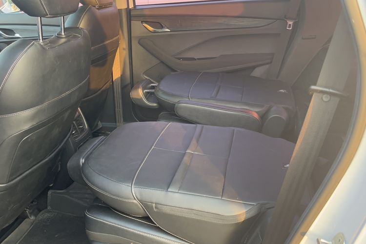Used Baojun 360 2019 1.5L Manual Elite Version China VI Interior 1