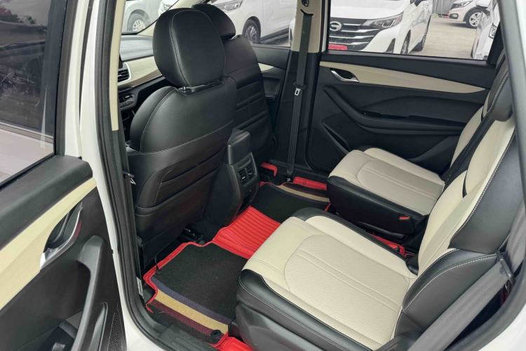 Used Baojun 360 2019 1.5L Manual Luxury Version China VI Interior 1