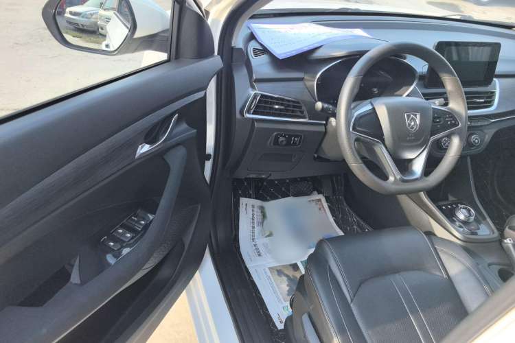 Used Baojun 360 2019 1.5L Automatic Elite Version China VI Interior 2