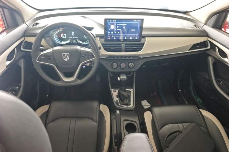 Used Baojun 360 2019 1.5L CVT Elite Version China VI Interior 2