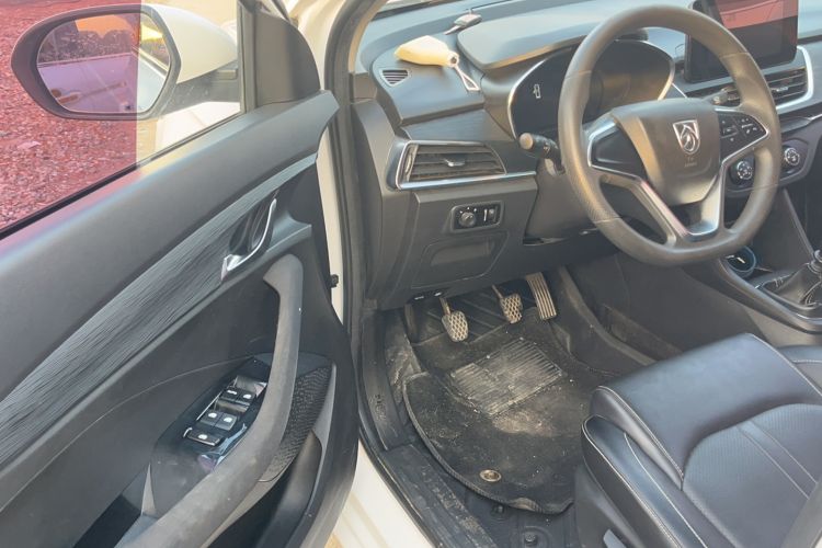 Used Baojun 360 2019 1.5L Manual Elite Version China VI Interior 2