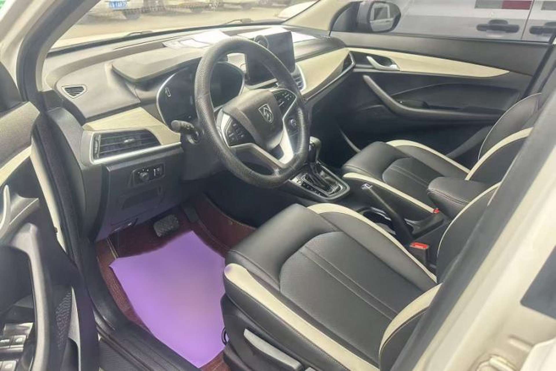 Used Baojun 360 2019 1.5L CVT Elite Version China VI Interior 2