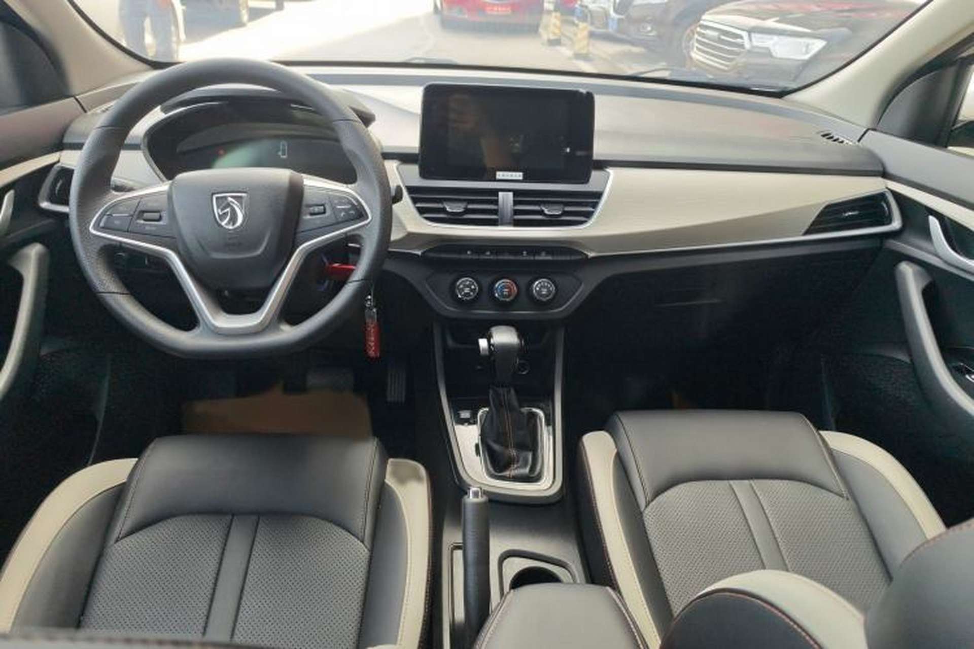 Used Baojun 360 2019 1.5L CVT Elite Version China VI Interior 3