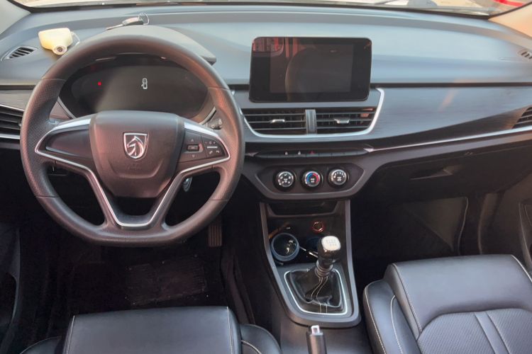 Used Baojun 360 2019 1.5L Manual Elite Version China VI Interior 3