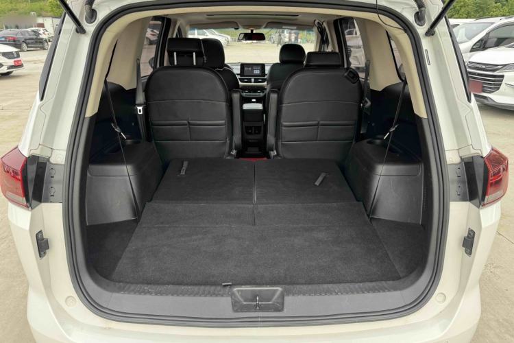 Used Baojun 360 2019 1.5L Manual Luxury Version China VI Interior 3