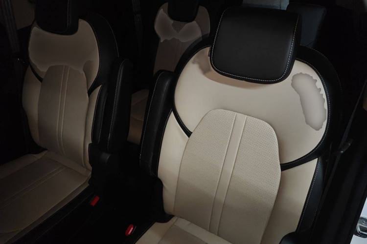 Used Baojun 360 2019 1.5L Manual Luxury Version China VI Interior 4