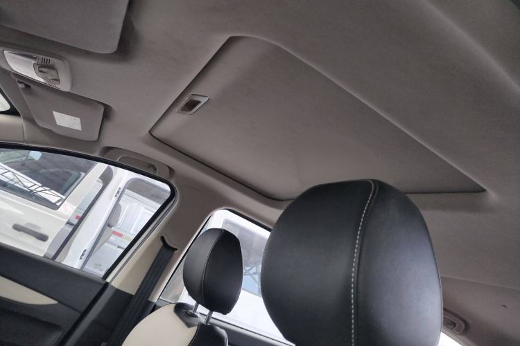 Used Baojun 360 2019 1.5L Manual Luxury Version China VI Interior 7