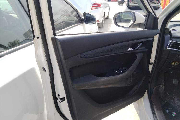 Used Baojun 360 2019 1.5L Manual Elite Version China VI Left Front Door Interior
