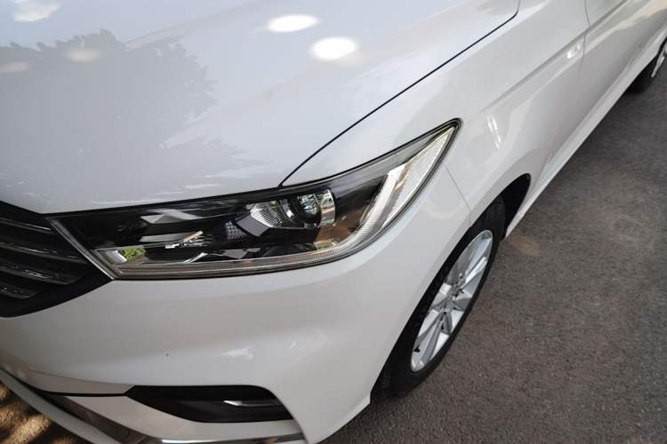 Used Baojun 360 2019 1.5L Manual Elite Version China VI Left Front Headlight