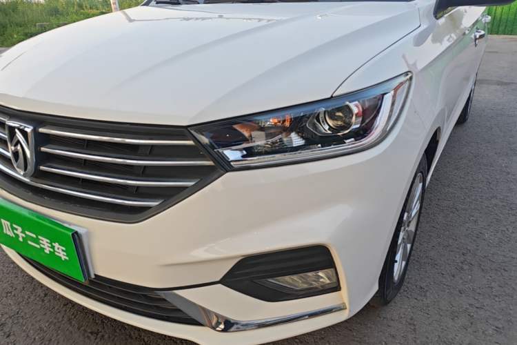 Used Baojun 360 2019 1.5L Manual Elite Version China VI Left Front Headlight