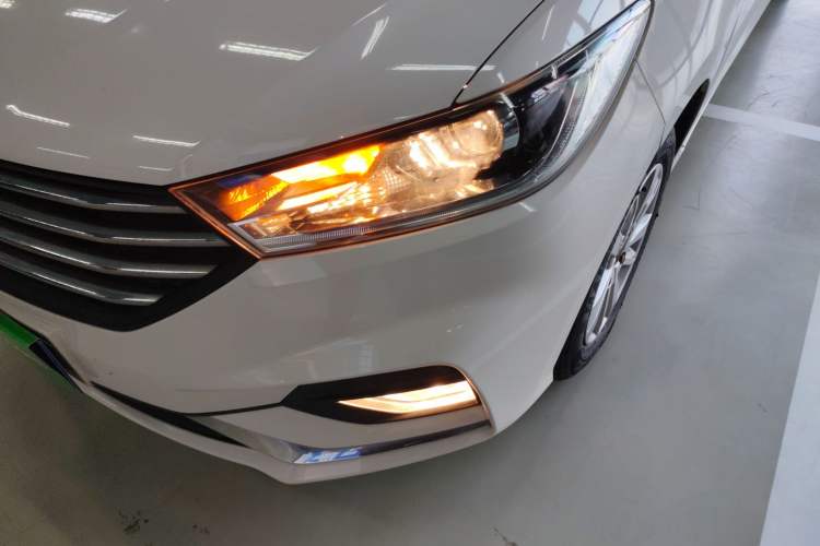 Used Baojun 360 2019 1.5L Manual Elite Version China VI Left Front Headlight