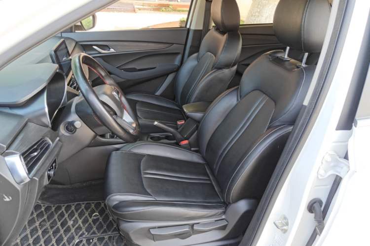 Used Baojun 360 2019 1.5L Manual Elite Version China VI Left Front Seat