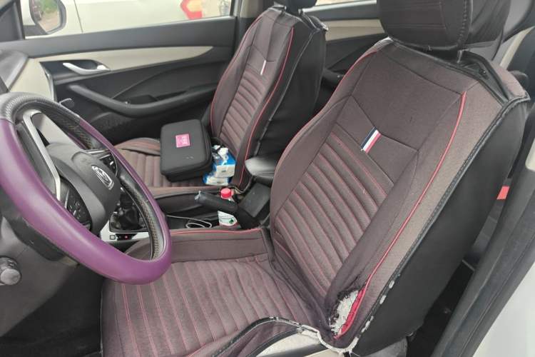 Used Baojun 360 2019 1.5L CVT Luxury Model China VI Emission Standard Left Front Seat