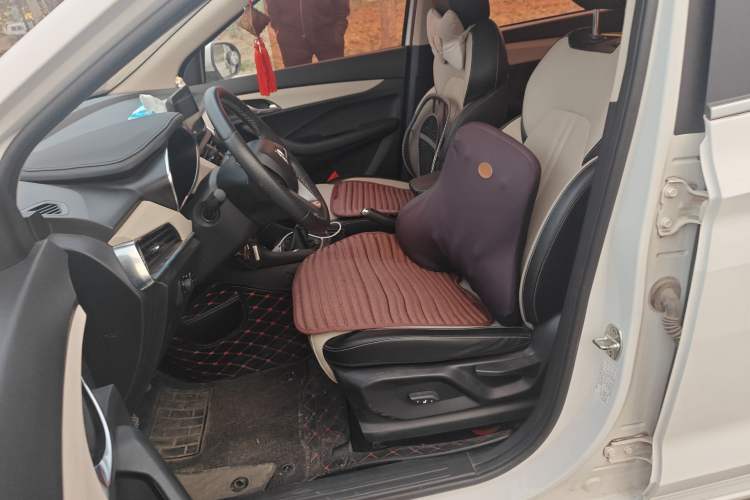 Used Baojun 360 2019 1.5L Manual Luxury Version China VI Left Front Seat