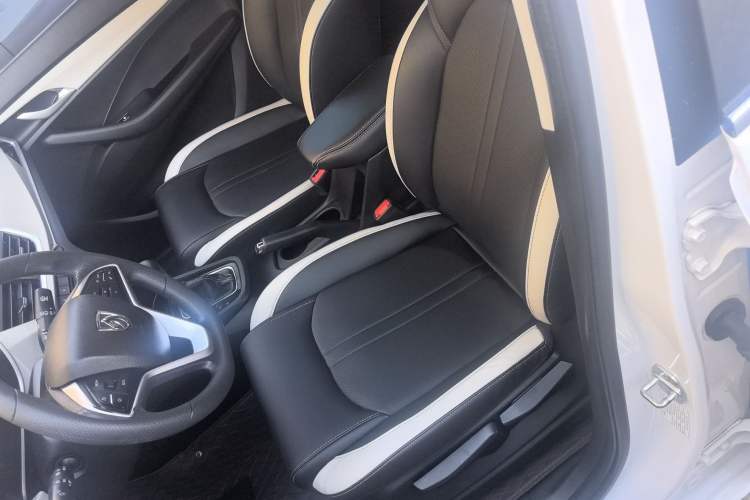 Used Baojun 360 2019 1.5L CVT Elite Version China VI Left Front Seat