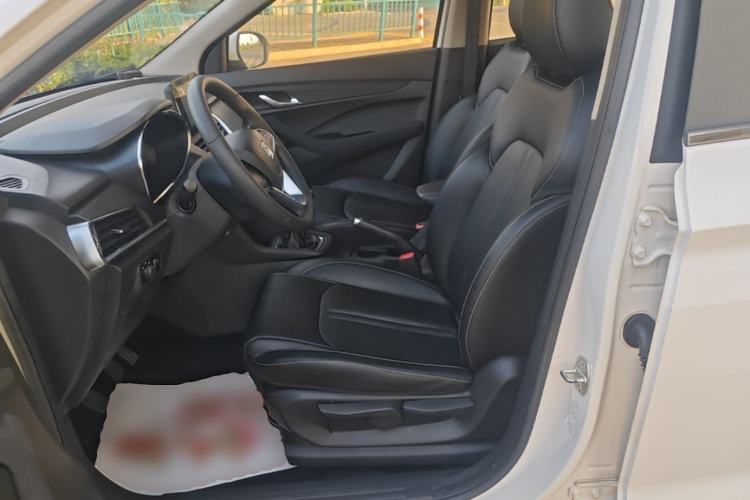 Used Baojun 360 2019 1.5L Manual Elite Version China VI Left Front Seat