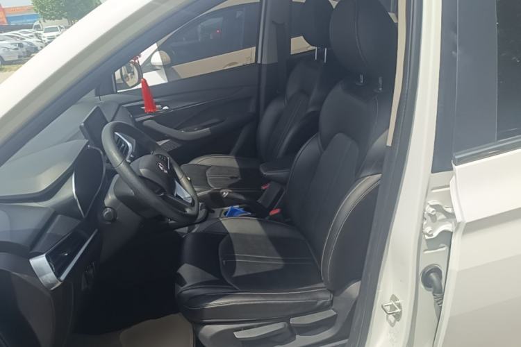 Used Baojun 360 2019 1.5L Manual Elite Version China VI Left Front Seat
