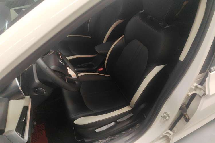 Used Baojun 360 2019 1.5L CVT Elite Version China VI Left Front Seat