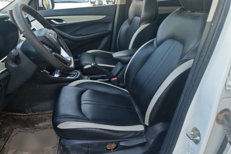 Used Baojun 360 2019 1.5L CVT Elite Version China VI Left Front Seat