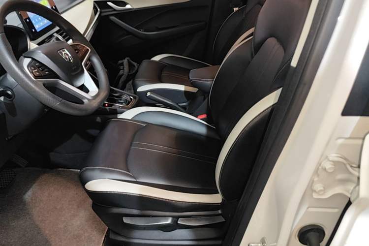 Used Baojun 360 2019 1.5L CVT Elite Version China VI Left Front Seat