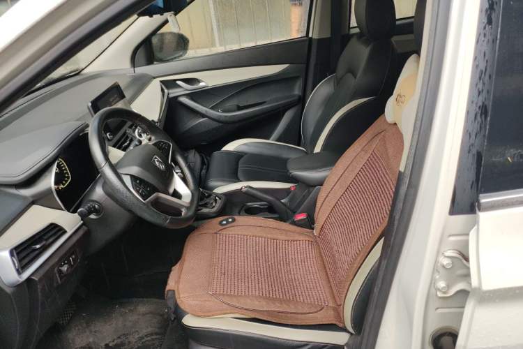 Used Baojun 360 2019 1.5L CVT Luxury Model China VI Emission Standard Left Front Seat