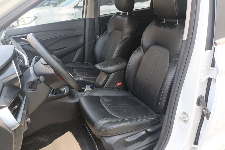 Used Baojun 360 2019 1.5L Manual Elite Version China VI Left Front Seat