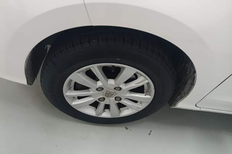 Used Baojun 360 2019 1.5L CVT Elite Version China VI Left Front Wheel Hub