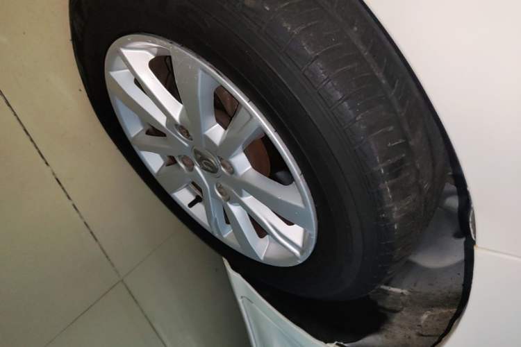 Used Baojun 360 2019 1.5L Automatic Elite Version China VI Left Front Wheel Hub
