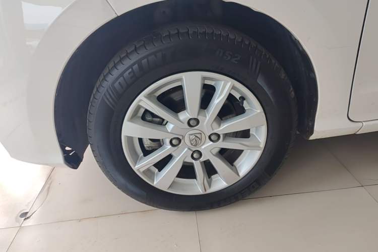 Used Baojun 360 2019 1.5L Manual Elite Version China VI Left Front Wheel Hub