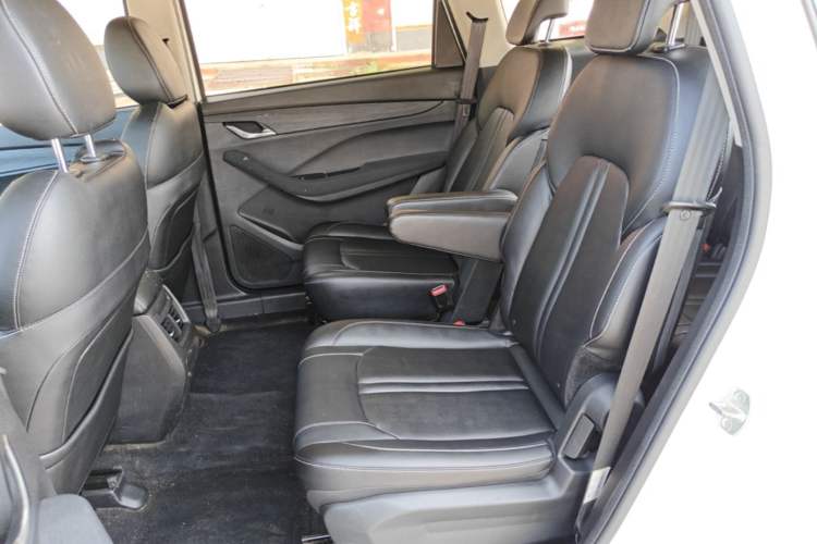 Used Baojun 360 2019 1.5L Manual Elite Version China VI Left Rear Seat