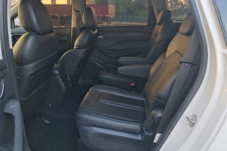 Used Baojun 360 2019 1.5L Manual Elite Version China VI Left Rear Seat