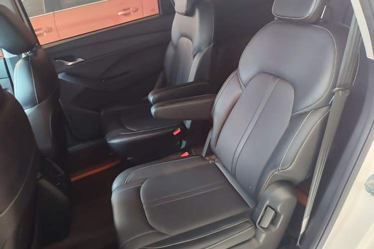 Used Baojun 360 2019 1.5L Manual Elite Version China VI Left Rear Seat