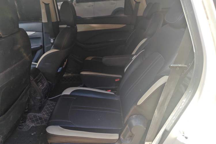 Used Baojun 360 2019 1.5L CVT Elite Version China VI Left Rear Seat