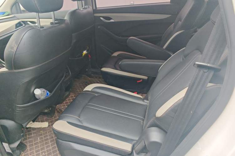 Used Baojun 360 2019 1.5L CVT Elite Version China VI Left Rear Seat