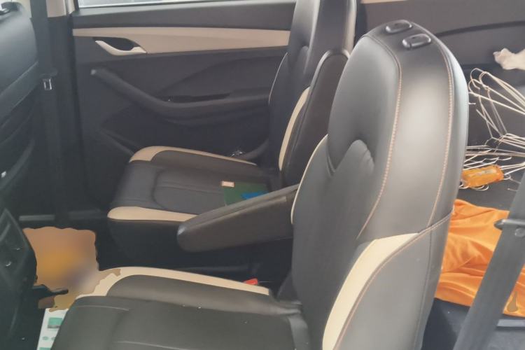 Used Baojun 360 2019 1.5L CVT Luxury Model China VI Emission Standard Left Rear Seat