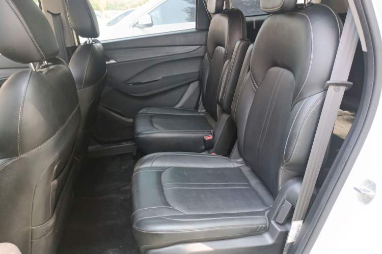 Used Baojun 360 2019 1.5L Manual Elite Version China VI Left Rear Seat
