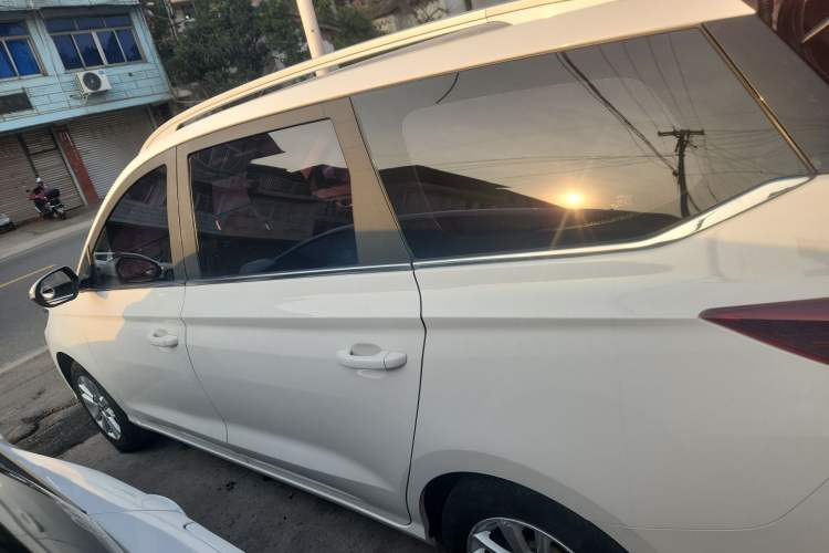 Used Baojun 360 2019 1.5L Automatic Elite Version China VI Left Side