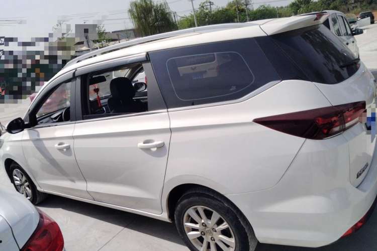 Used Baojun 360 2019 1.5L Manual Elite Version China VI Left Side