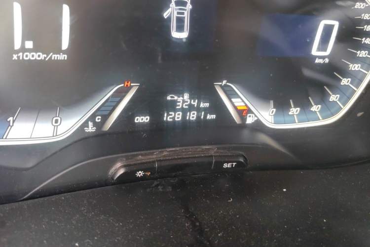 Used Baojun 360 2019 1.5L Manual Elite Version China VI Odometer Close Up