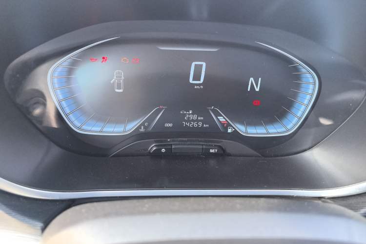 Used Baojun 360 2019 1.5L Automatic Elite Version China VI Odometer Close Up
