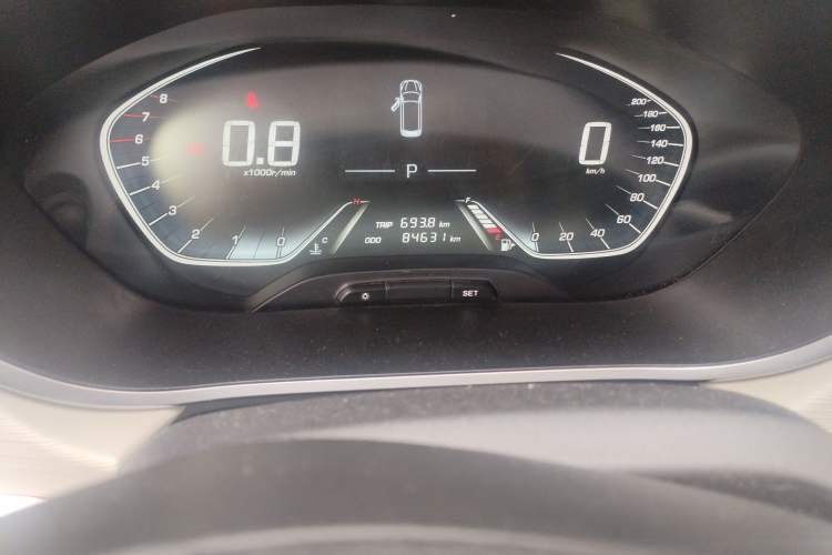 Used Baojun 360 2019 1.5L CVT Elite Version China VI Odometer Close Up
