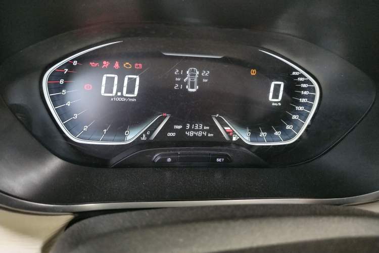 Used Baojun 360 2019 1.5L Manual Luxury Version China VI Odometer Close Up